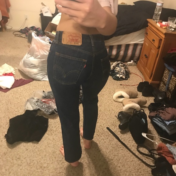 Vintage Levi’s 501 Mom Jeans - Picture 8 of 8